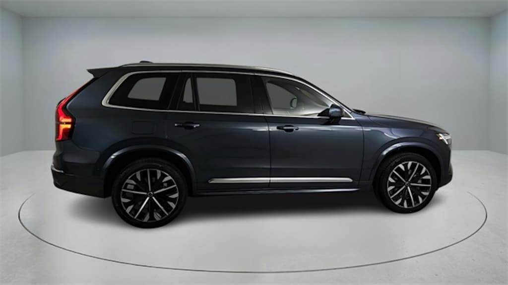 New 2026 Volvo XC90 B6 Plus 7-Seater SUV