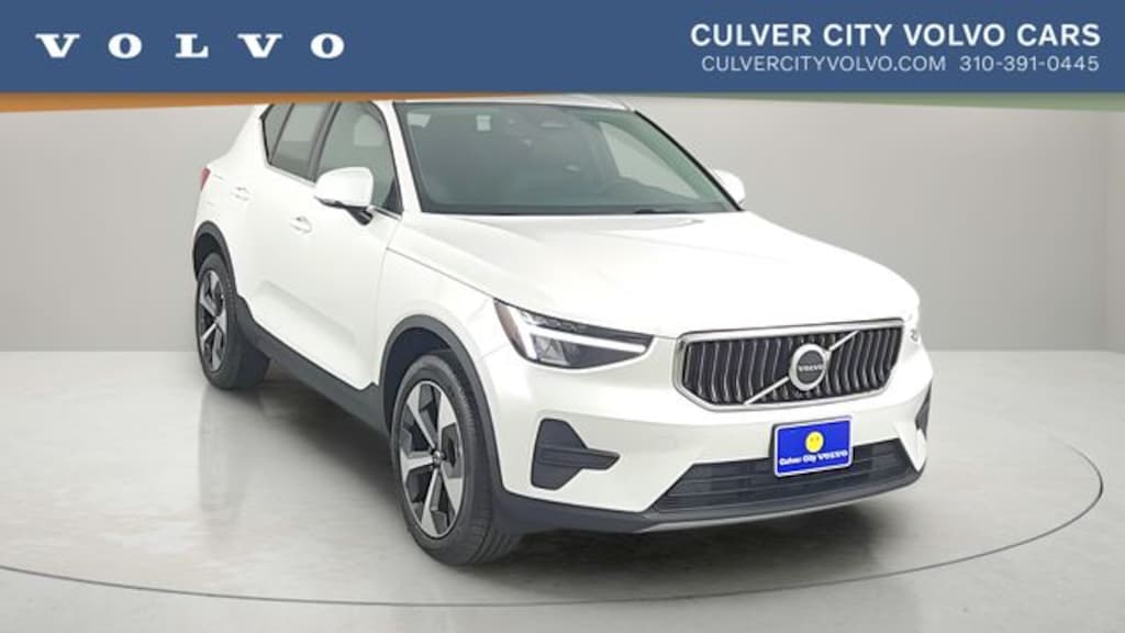 Certified 2025 Volvo XC40 B5 Core Bright Theme SUV