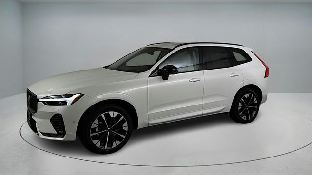 2026 Volvo XC60 B5 Ultra photo 3