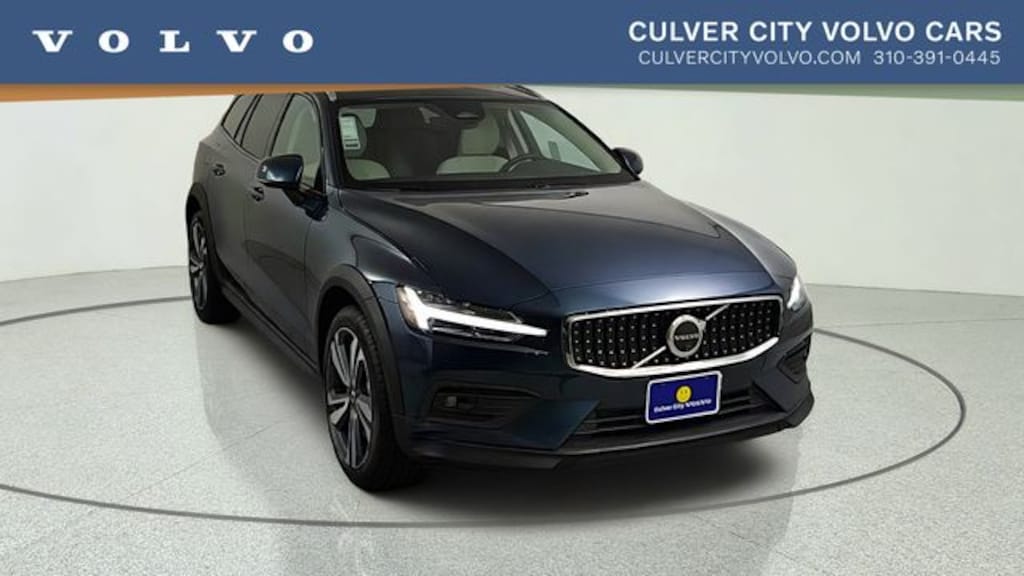New 2026 Volvo V60 Cross Country B5 Plus Wagon