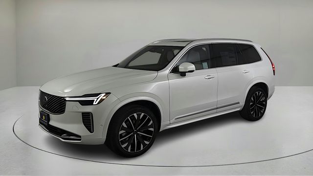 2026 Volvo XC90 B6 Plus 7-Seater photo 3