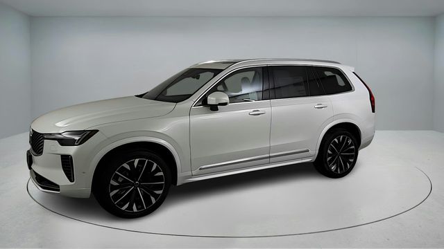 2026 Volvo XC90 B6 Plus 7-Seater photo 3