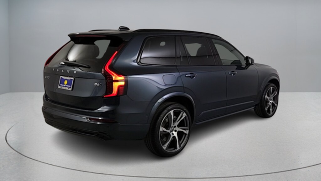 New 2026 Volvo XC90 B6 Ultra Dark Theme 7-Seater SUV