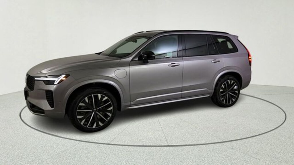 New 2026 Volvo XC90 plug-in hybrid T8 Ultra Dark Theme 7-Seater SUV