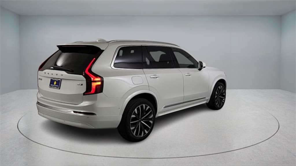 New 2026 Volvo XC90 B6 Plus 7-Seater SUV