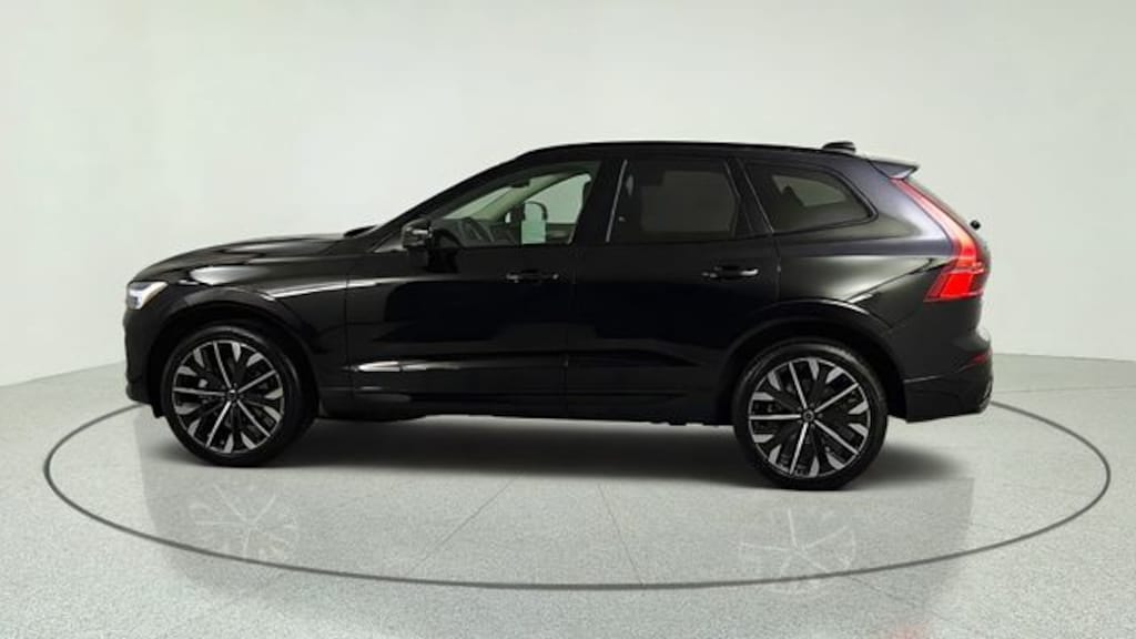New 2026 Volvo XC60 B5 Ultra SUV