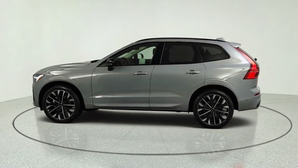 New 2026 Volvo XC60 B5 Ultra SUV