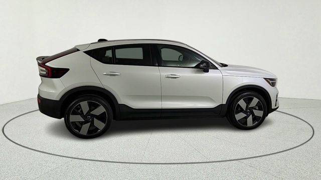 2023 Volvo C40 Recharge Pure Electric Twin Ultimate photo 3