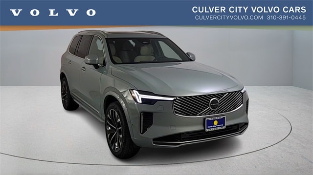 2026 Volvo XC90 Plus's photo