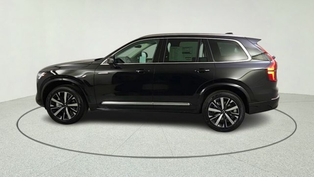 New 2026 Volvo XC90 B5 Core SUV
