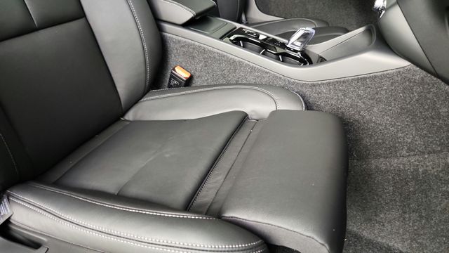 2026 Volvo XC40 Ultra - Photo 36