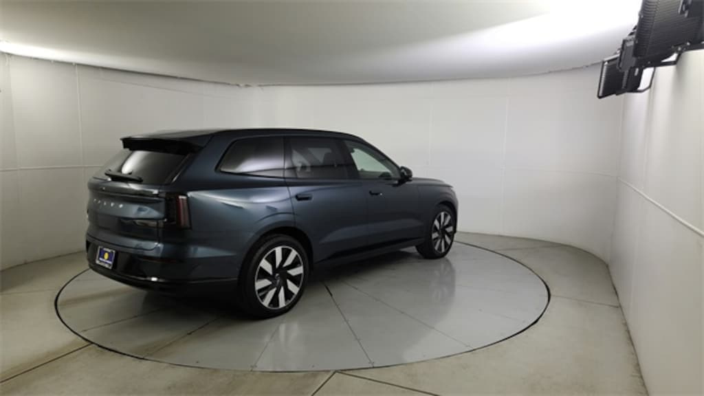 Certified 2025 Volvo EX90 Twin Motor Performance Ultra 7-Seater SUV