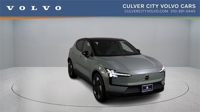 2026 Volvo EX30 Plus's photo