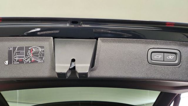 2026 Volvo XC90 Plus - Photo 48