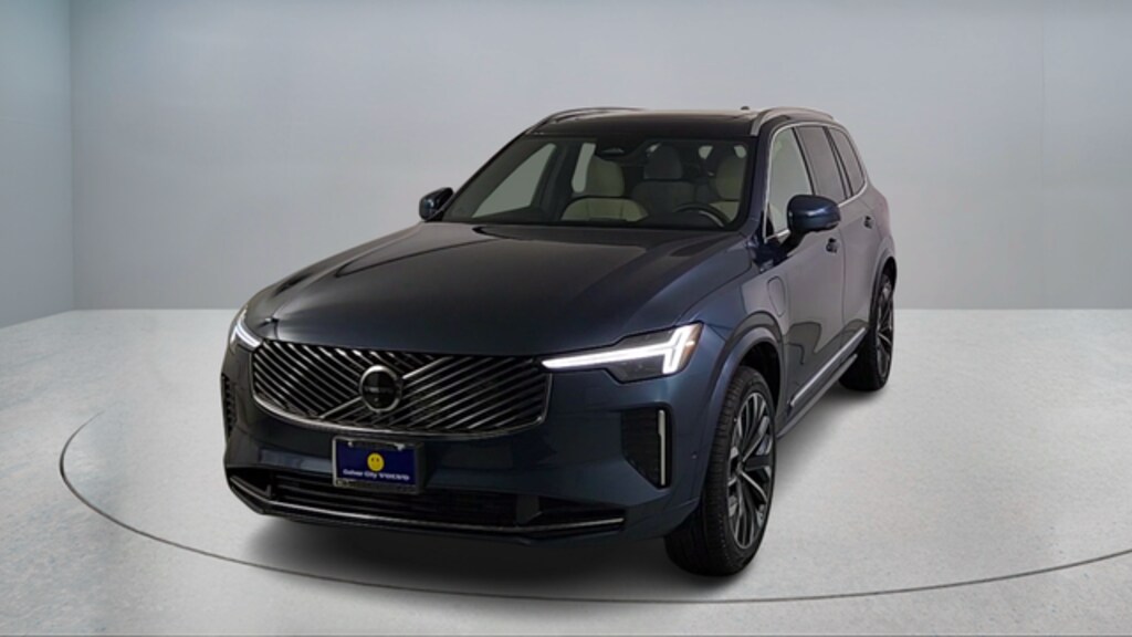 New 2026 Volvo XC90 plug-in hybrid T8 Plus 7-Seater SUV