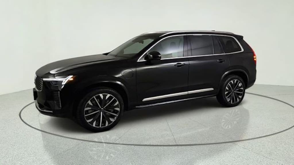 New 2026 Volvo XC90 plug-in hybrid T8 Plus 7-Seater SUV