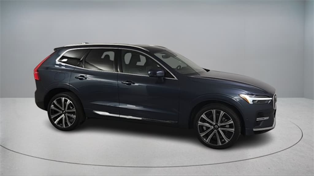 Certified 2023 Volvo XC60 Recharge Plug-In Hybrid Ultimate Bright SUV