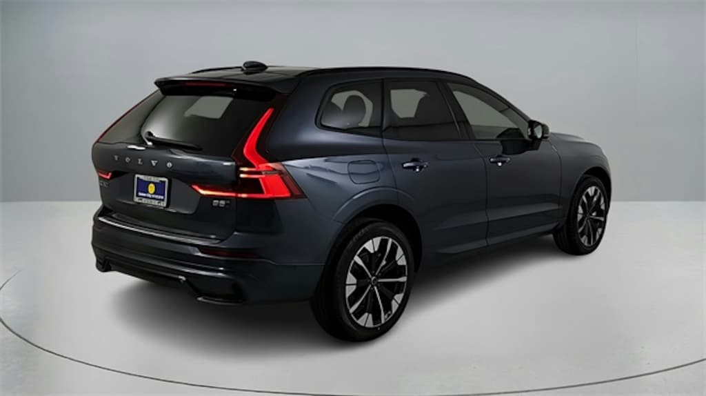 New 2026 Volvo XC60 B5 Plus SUV