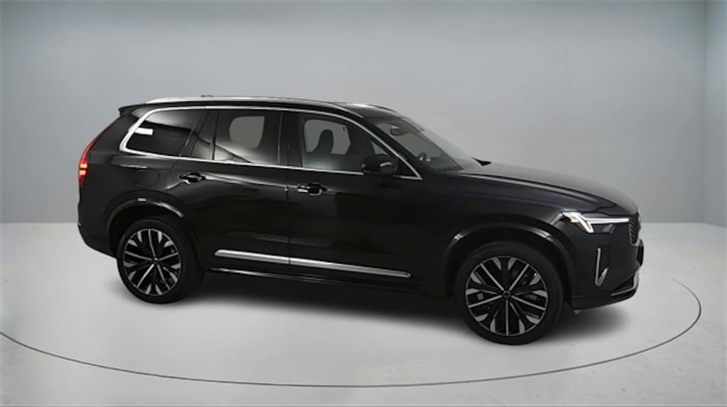 Used 2025 Volvo XC90 plug-in hybrid T8 (2025.5) Plus 7-Seater SUV