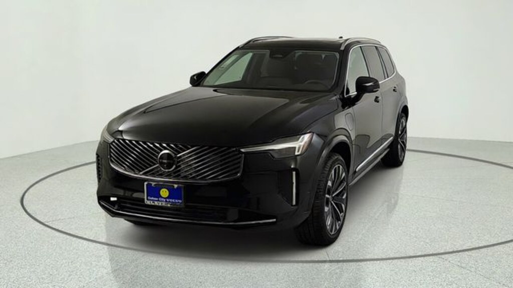 New 2026 Volvo XC90 plug-in hybrid T8 Plus 7-Seater SUV