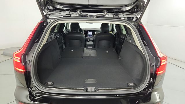 2026 Volvo V60 Cross Country Plus - Photo 42