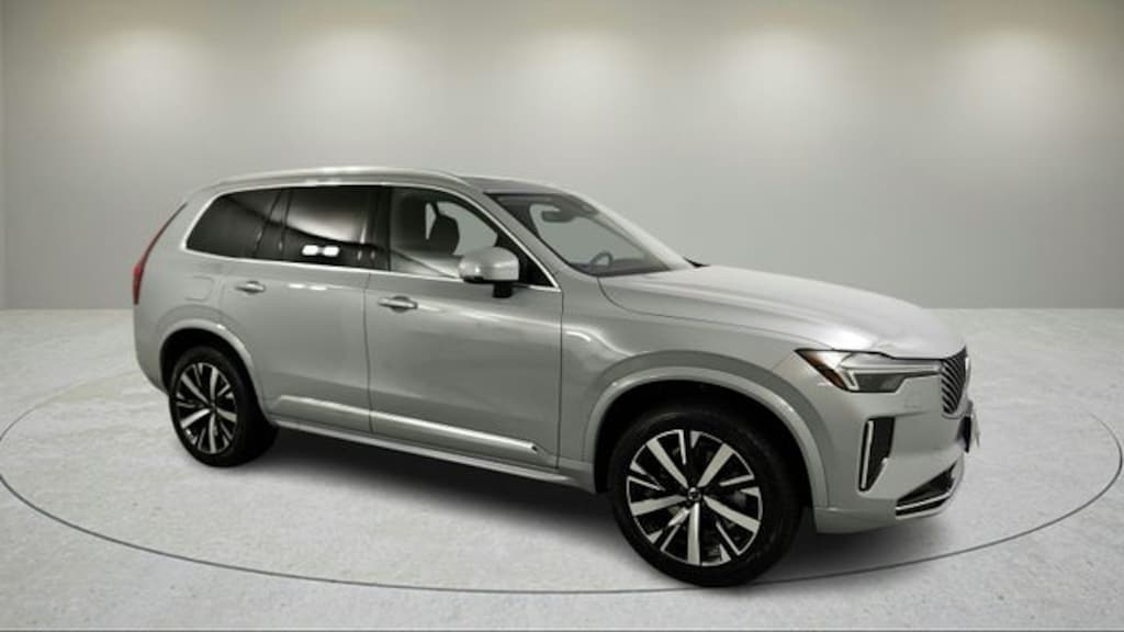 New 2026 Volvo XC90 B5 Core SUV