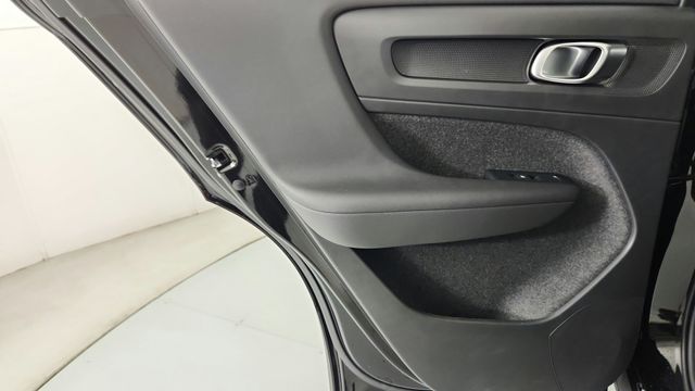 2026 Volvo XC40 Ultra - Photo 29