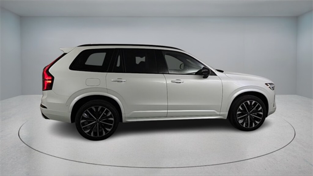 New 2026 Volvo XC90 B6 Ultra Dark Theme 7-Seater SUV