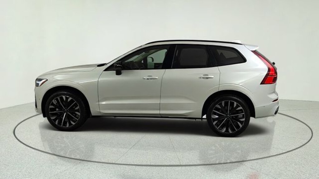 New 2026 Volvo XC60 B5 Ultra SUV