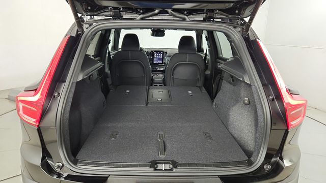2026 Volvo XC40 Ultra Black Edition - Photo 43
