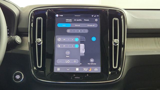 2026 Volvo XC40 Ultra - Photo 22