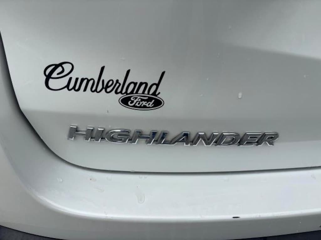 Used 2018 Toyota Highlander XLE Front Wheel Drive SUV