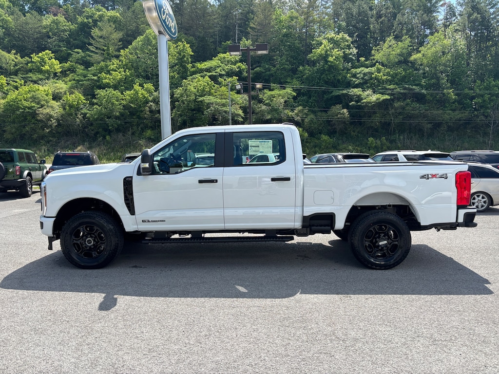 New 2026 Ford Super Duty F-250 Crew Cab STX 4X4 TRUCK