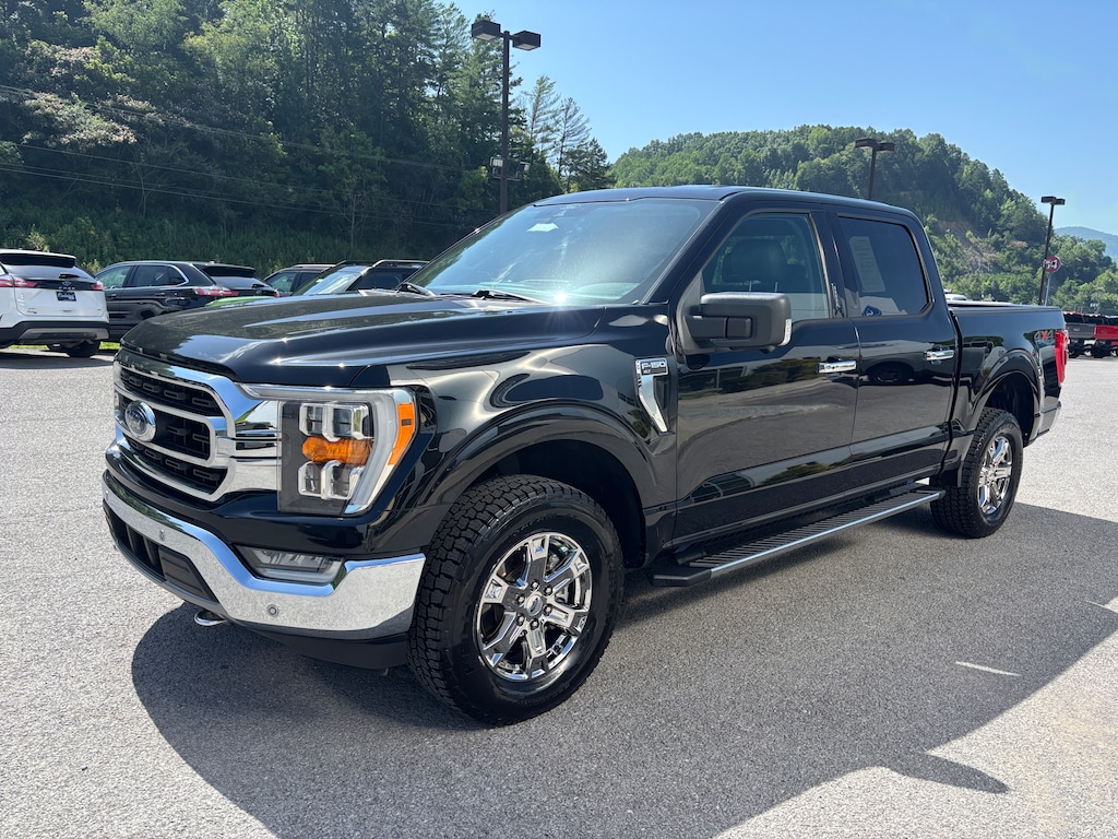 Used 2021 Ford F-150 XLT 4X4 Crew Cab