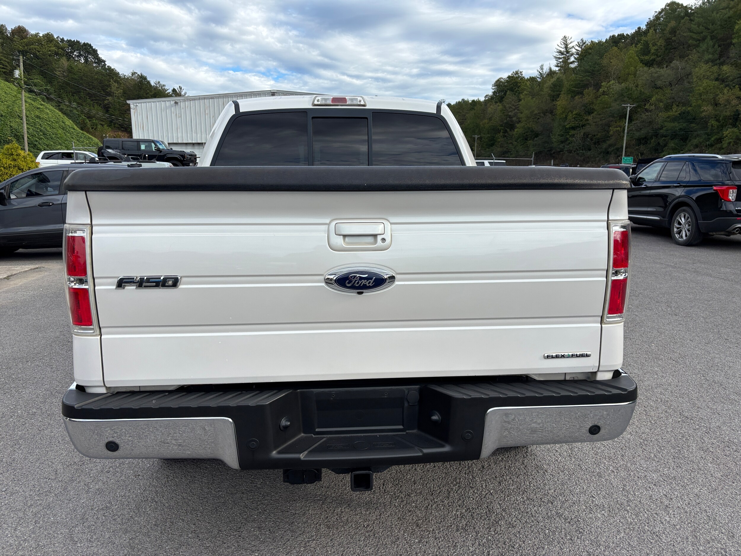 2012 Ford F-150 Lariat photo 2
