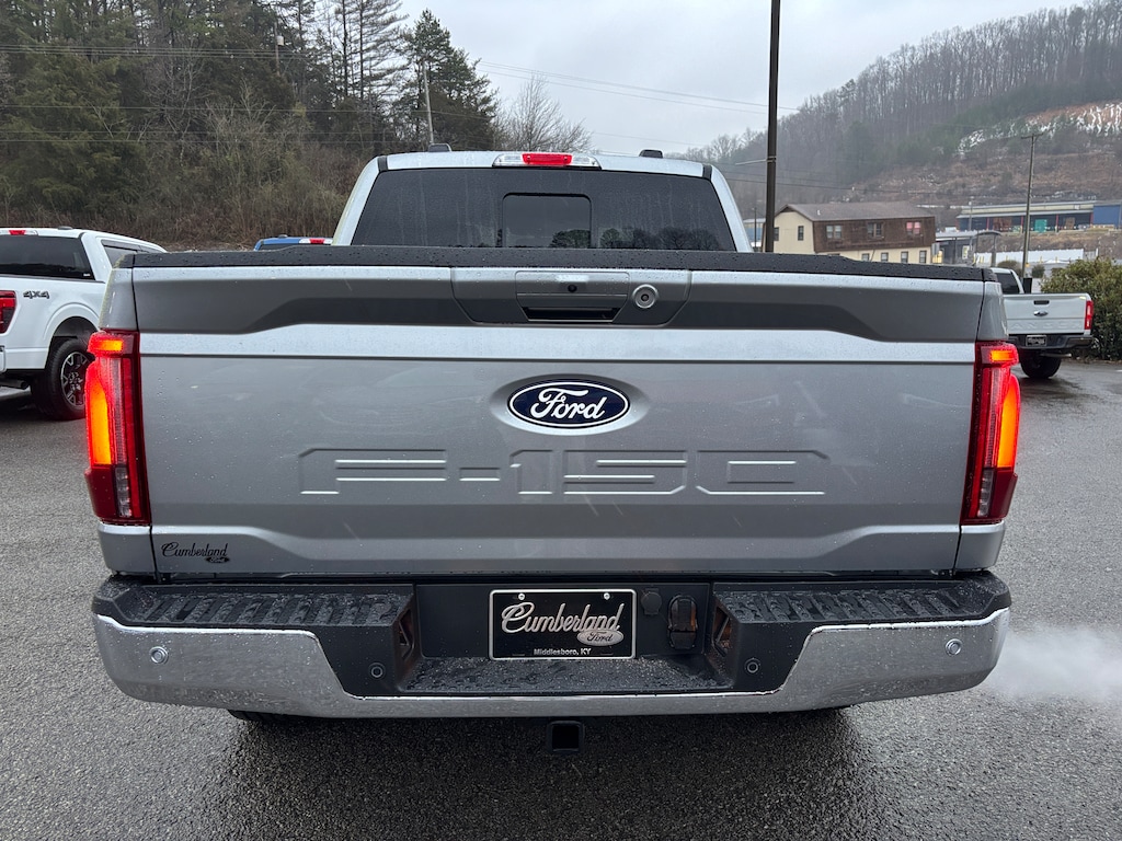 New 2025 Ford F-150 Lariat 4X4 TRUCK