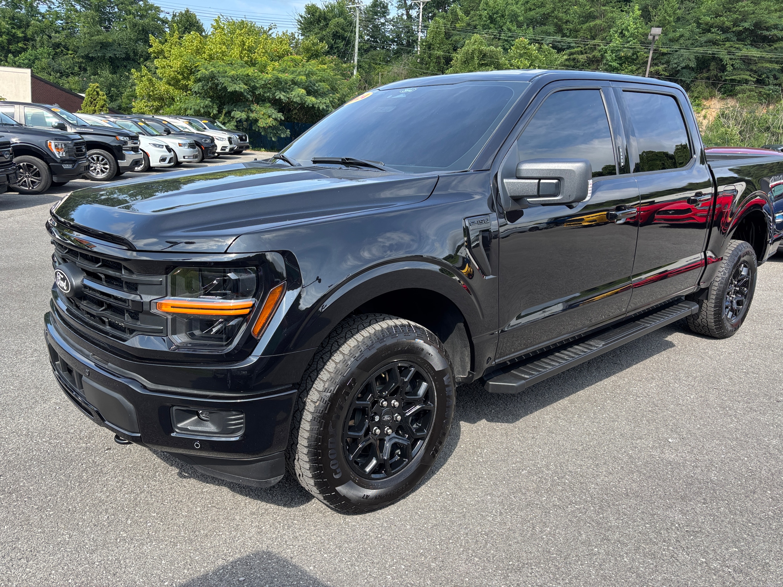 2024 Ford F-150 XLT 4X4
