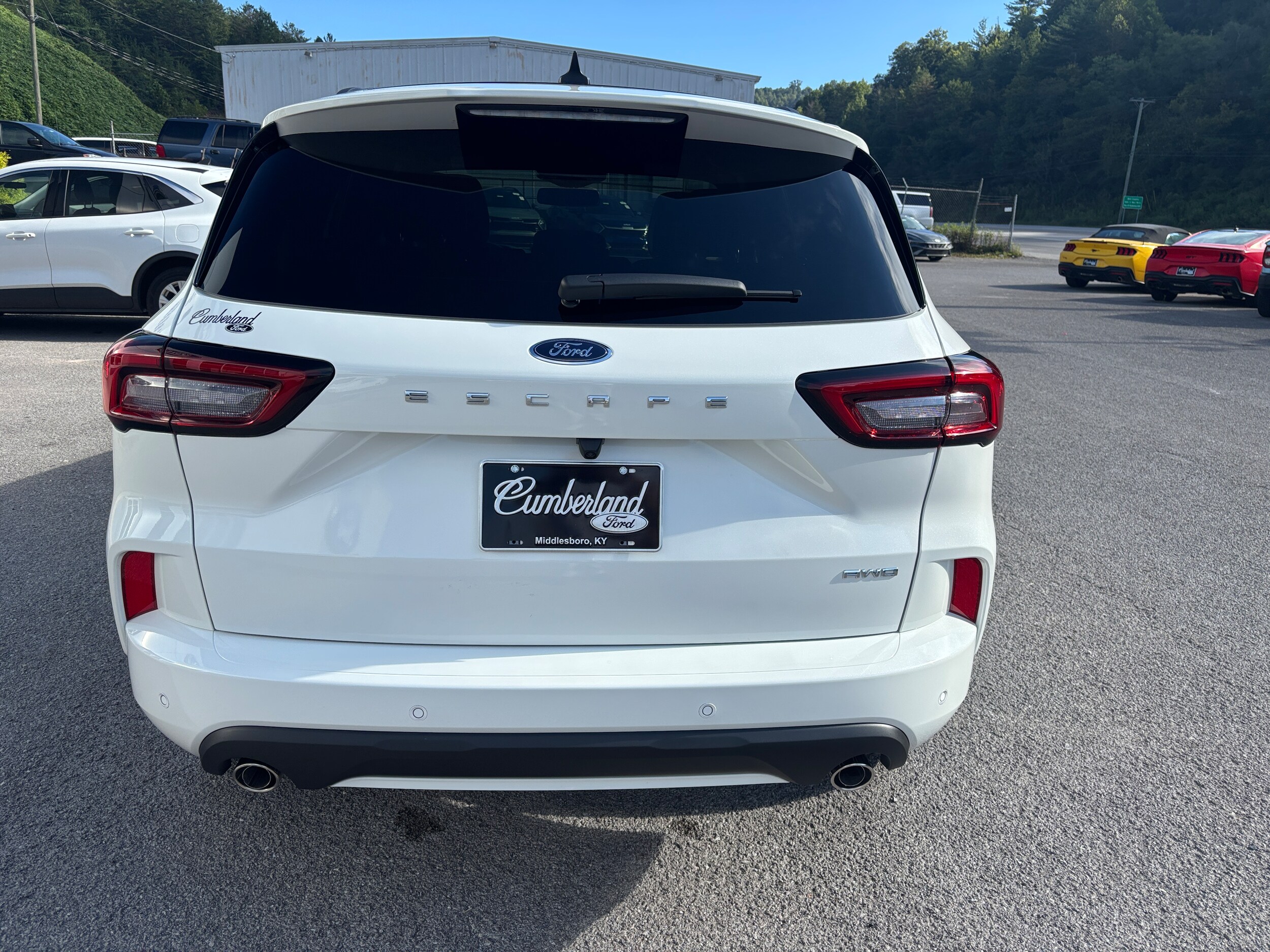 2025 Ford Escape ST-Line Elite photo 3