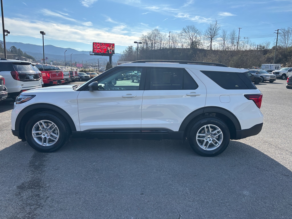 New 2026 Ford Explorer Active SUV