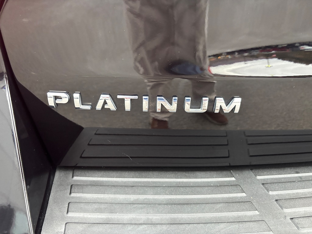 Used 2022 Ford Expedition Platinum 4X4 SUV