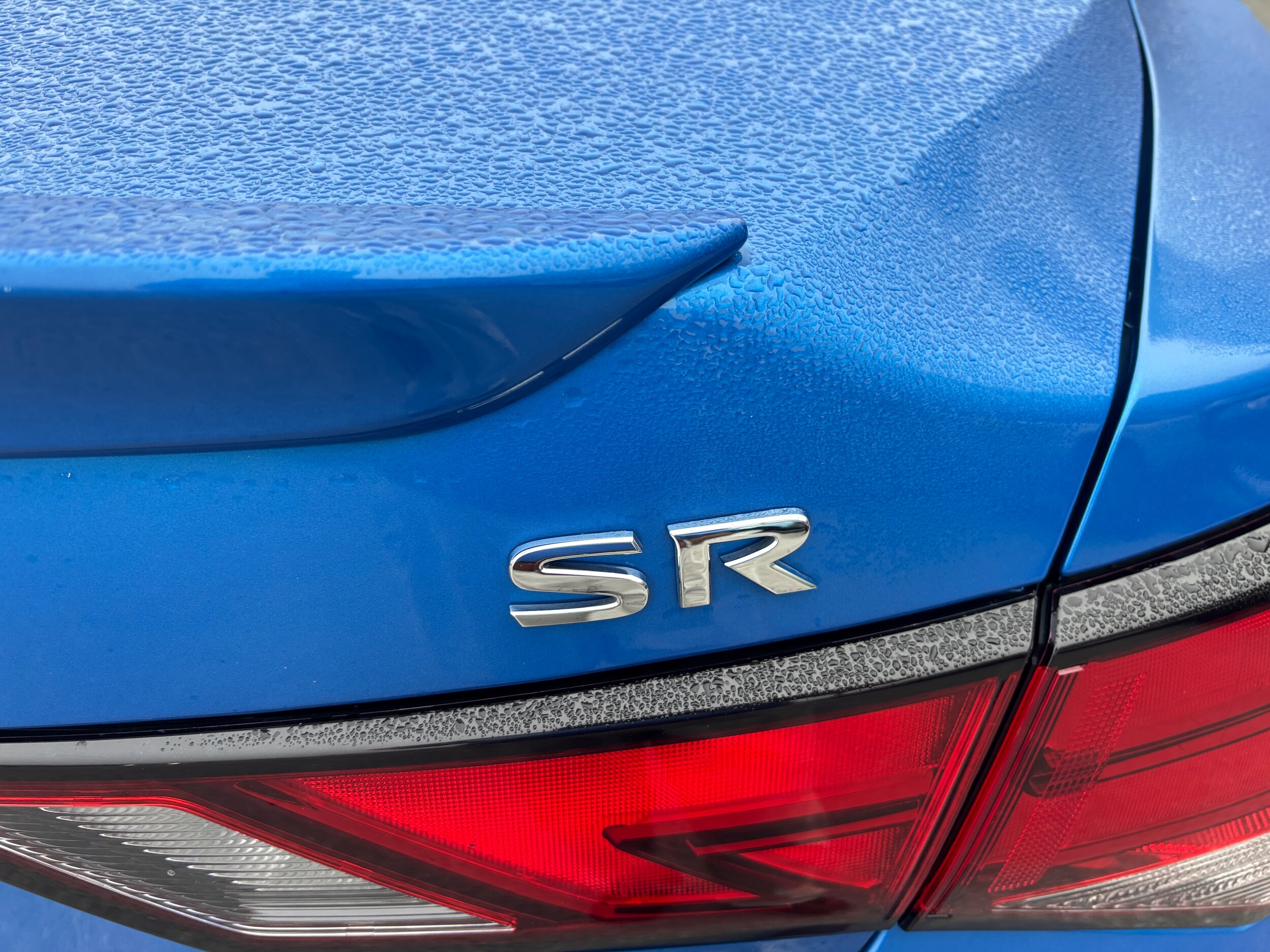 2022 Nissan Sentra SR photo 4