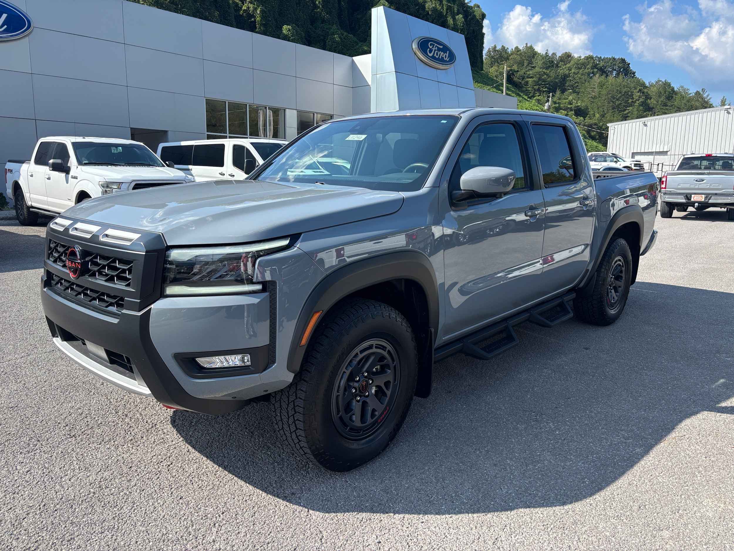 2026 Nissan Frontier