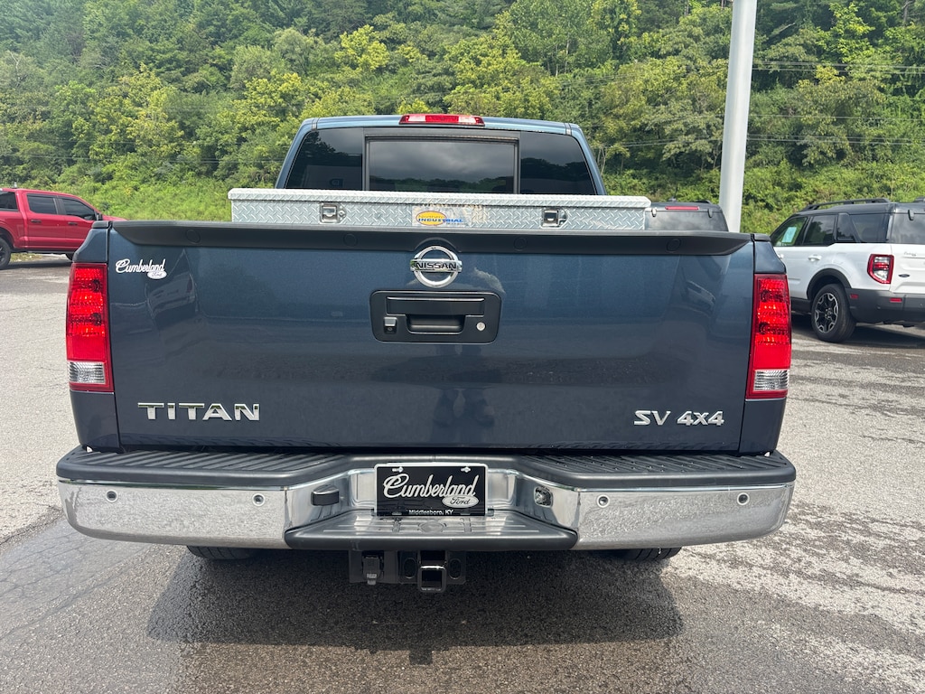 Used 2013 Nissan Titan Crew Cab SV 4X4 Crew Cab Short Bed Truck