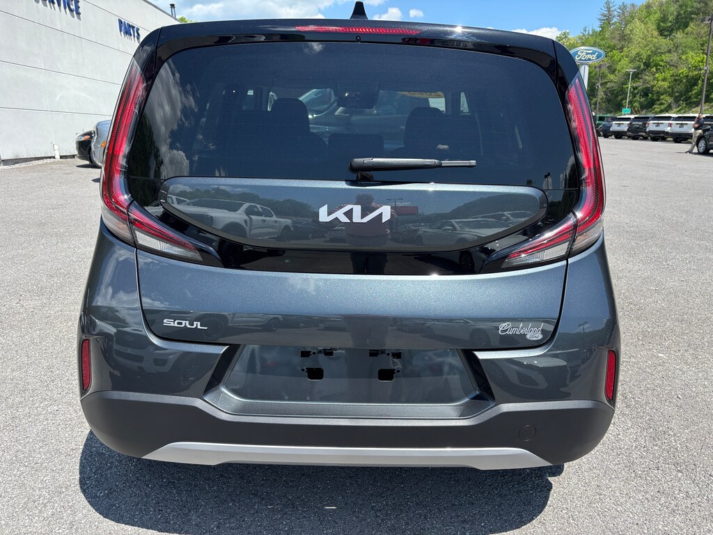 Used 2025 Kia Soul LX Hatchback