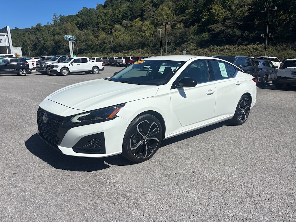 Used 2026 Nissan Altima SR Sedan
