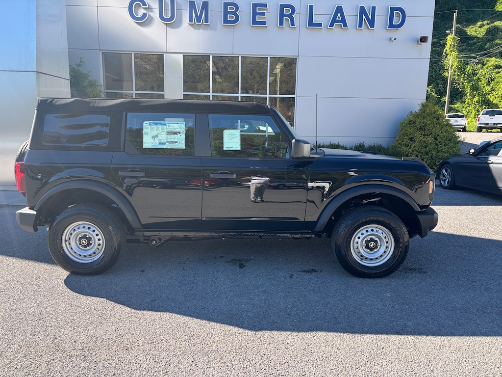 New 2025 Ford Bronco Base 4X4 SUV