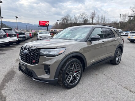 2026 Ford Explorer ST 4X4 SUV