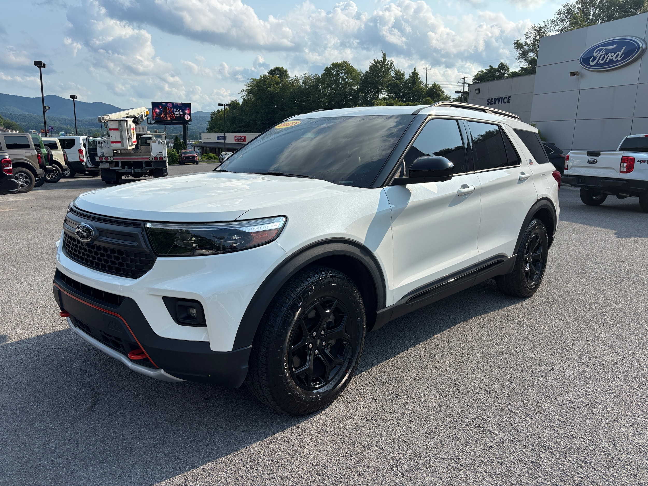 2023 Ford Explorer
