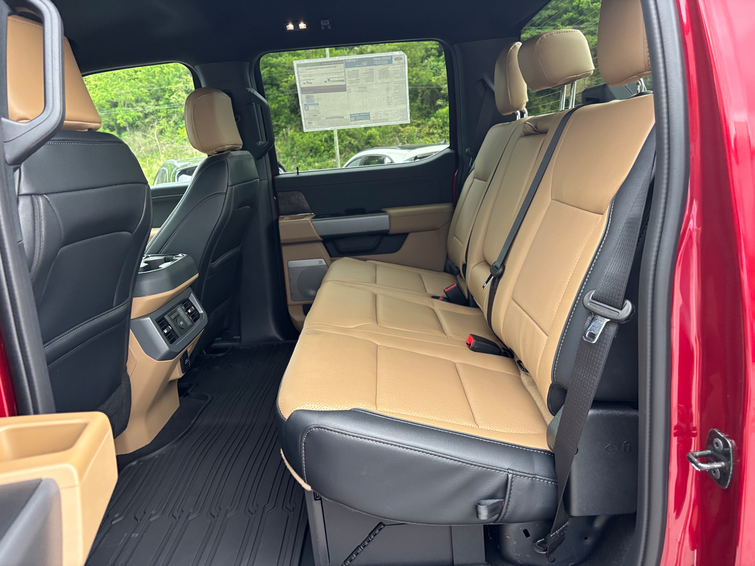 2026 Ford F-250 Super Duty Lariat - Photo 13