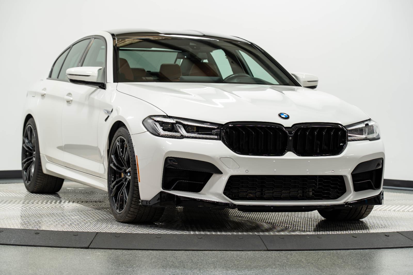 2021 BMW M5 -'s photo